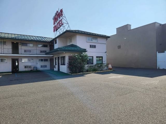 Winslow Motor Hotel