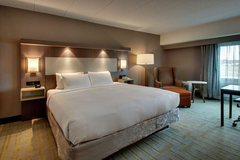 DoubleTree by Hilton Mt. Vernon photo 2