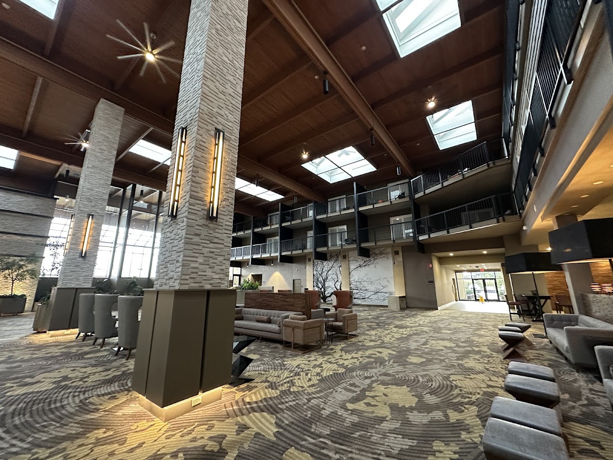 DoubleTree by Hilton Mt. Vernon photo 3
