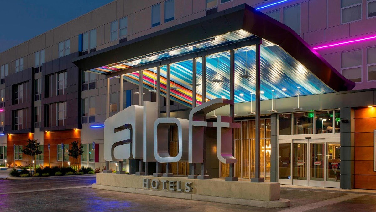 Aloft Atlanta at The Battery Atlanta