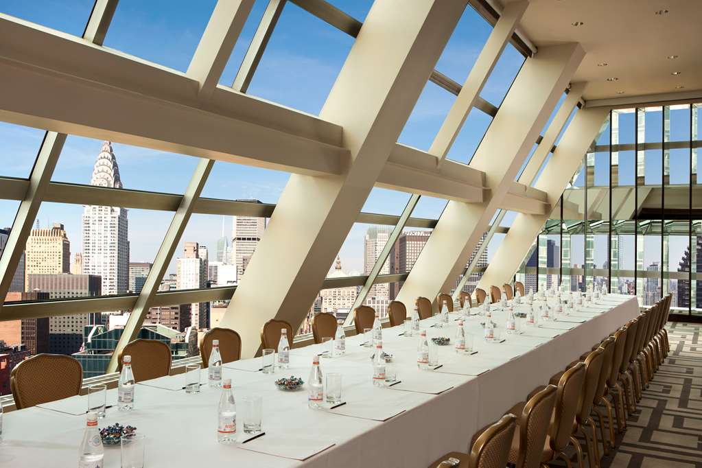 Millennium Hilton New York One UN Plaza photo 2