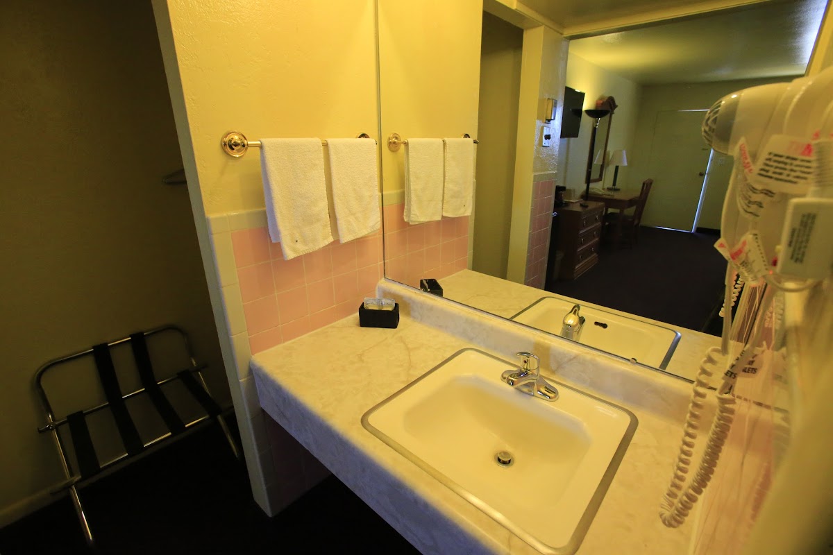 Shamrock Country Inn photo 3