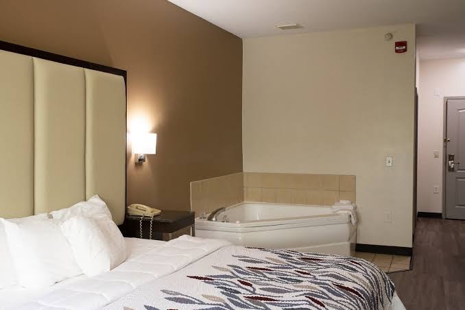 FairBridge Inn & Suite photo 2