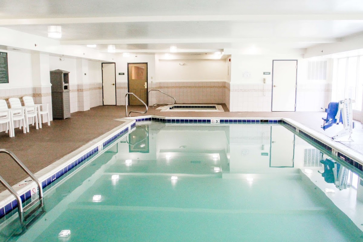 Country Inn & Suites by Radisson, Chester, VA photo 3