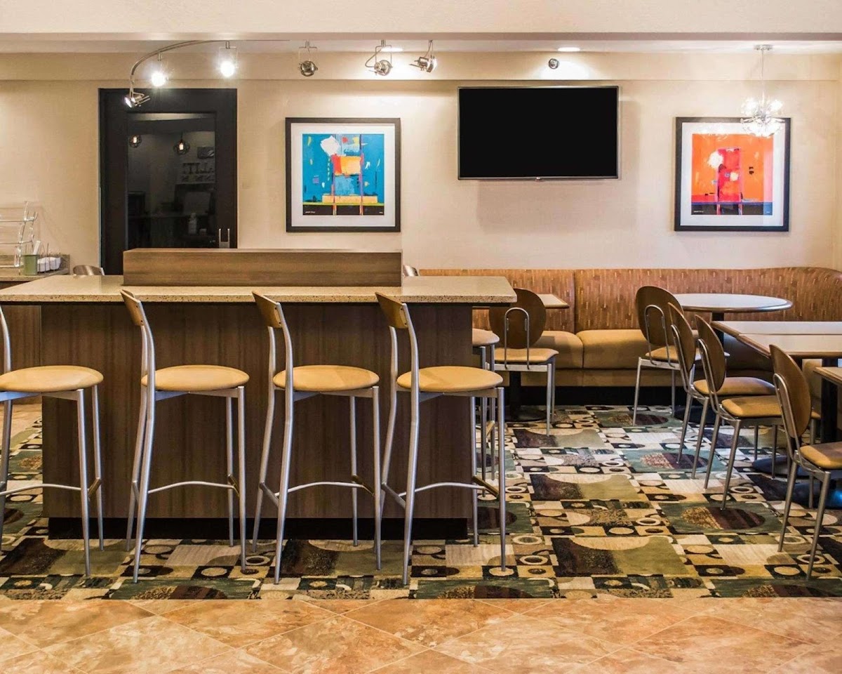 Quality Inn Streetsboro - Kent photo 3