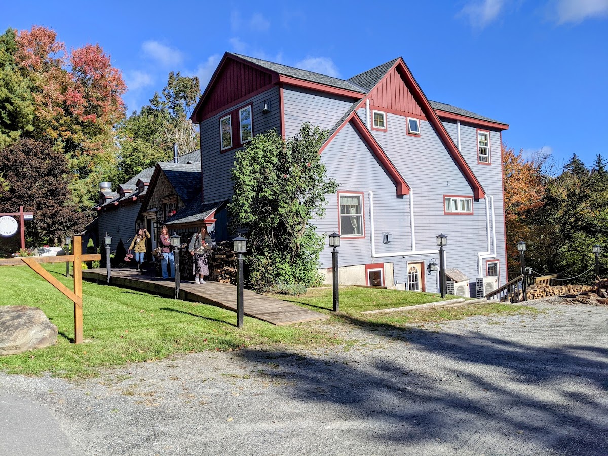 Doveberry Inn