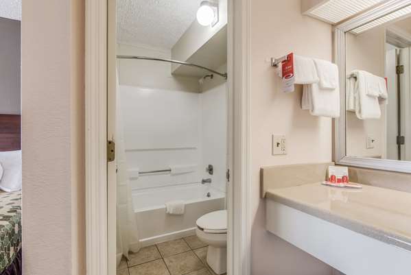 Econo Lodge Eden photo 3