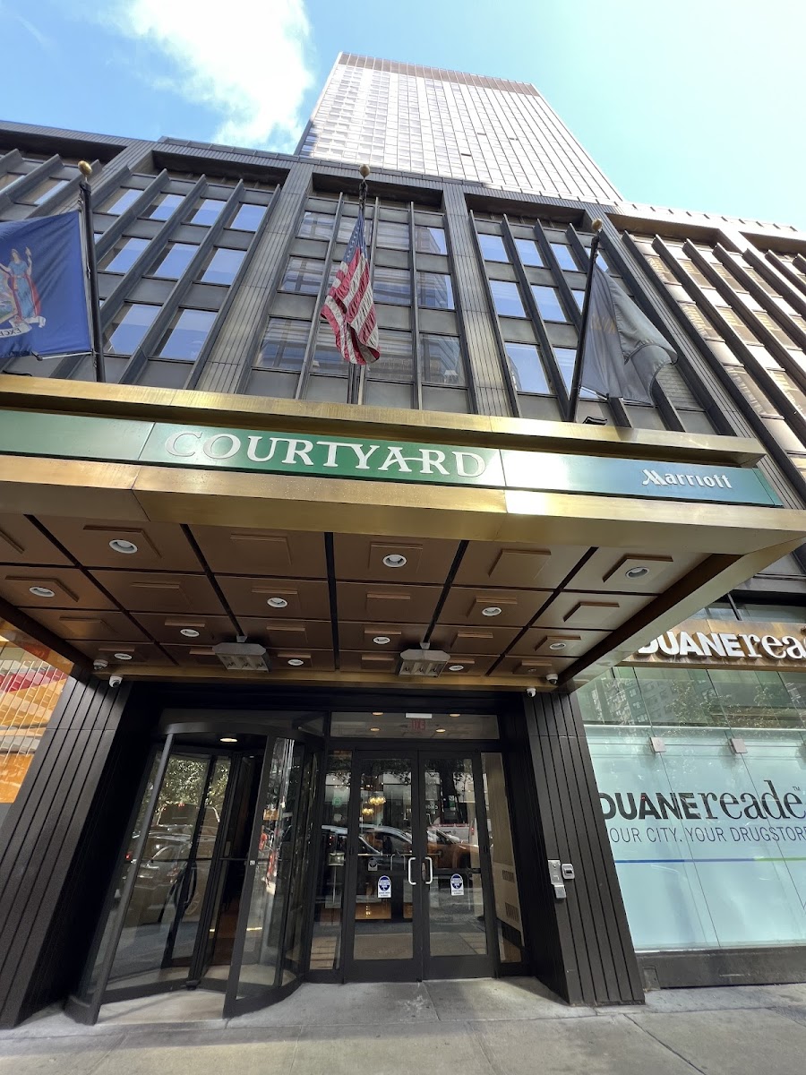 Courtyard by Marriott New York Manhattan/Midtown East photo 2