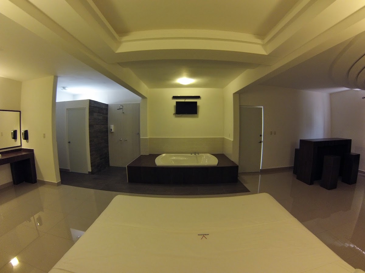 V Motel & Suites photo 3