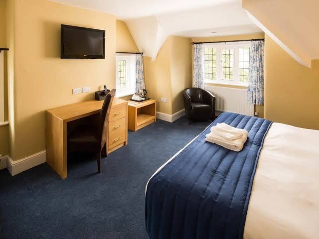 The Inn at Woodhall Spa photo 2