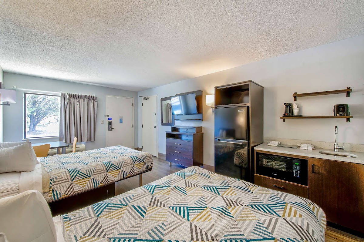 Studio 6 Birmingham, AL Medical Center photo 2