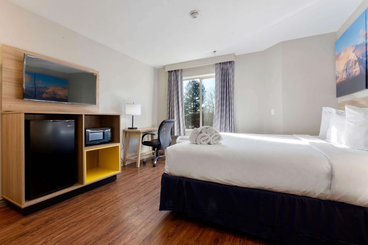 Days Inn by Wyndham Thornton photo 2