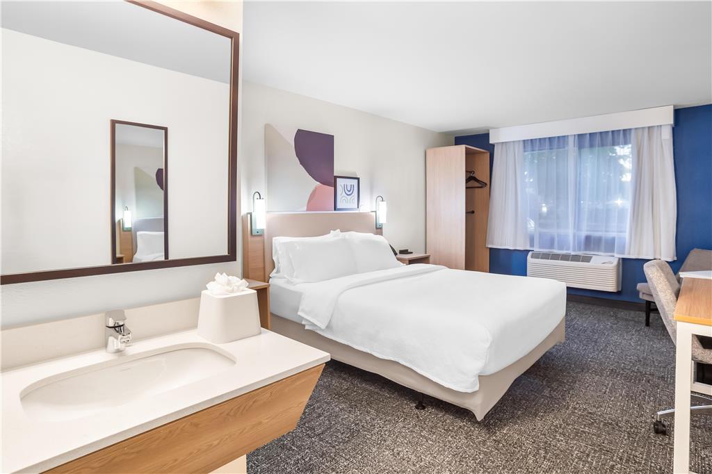 Spark by Hilton Kent Seattle photo 2