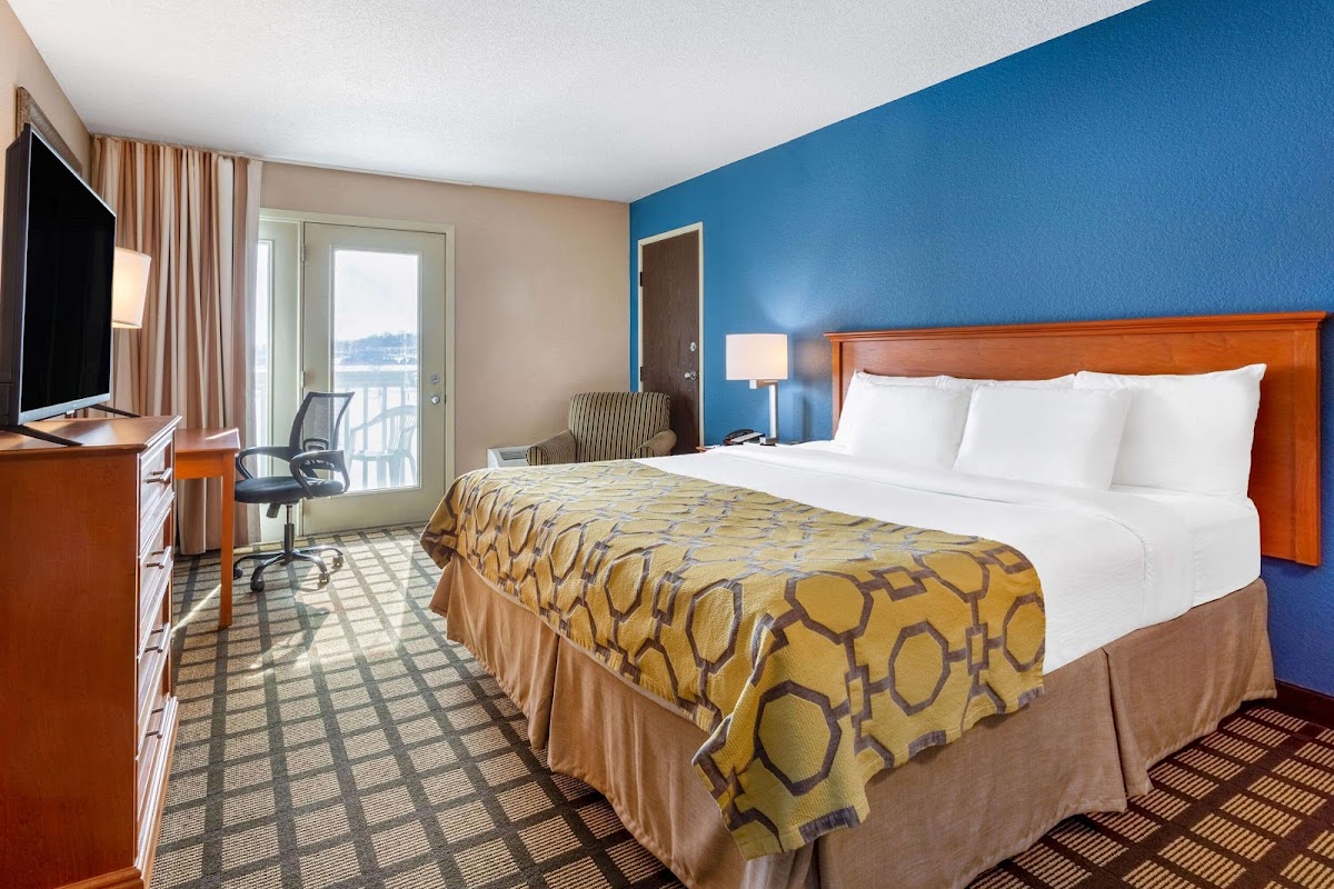 Baymont by Wyndham Rochester Mayo Clinic Area photo 2