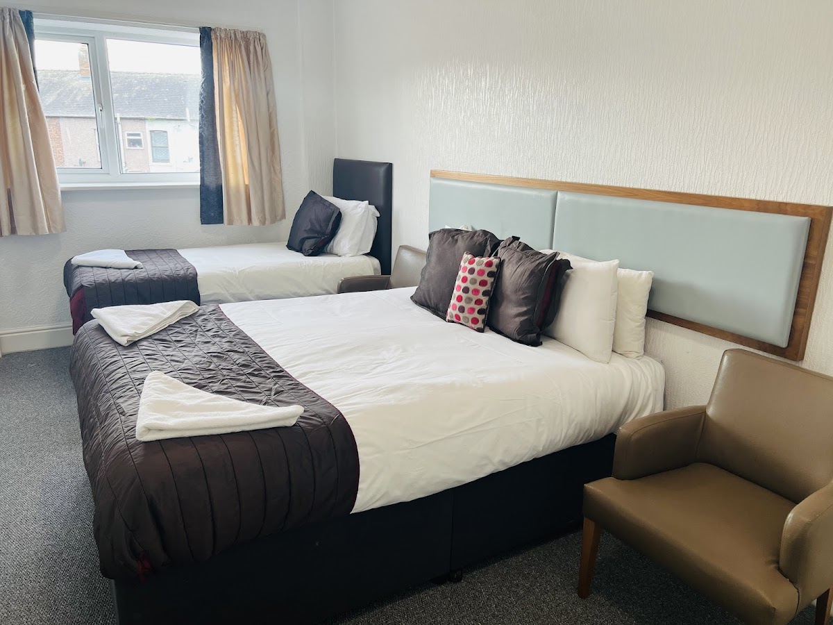 The Roadhouse Hotel photo 2
