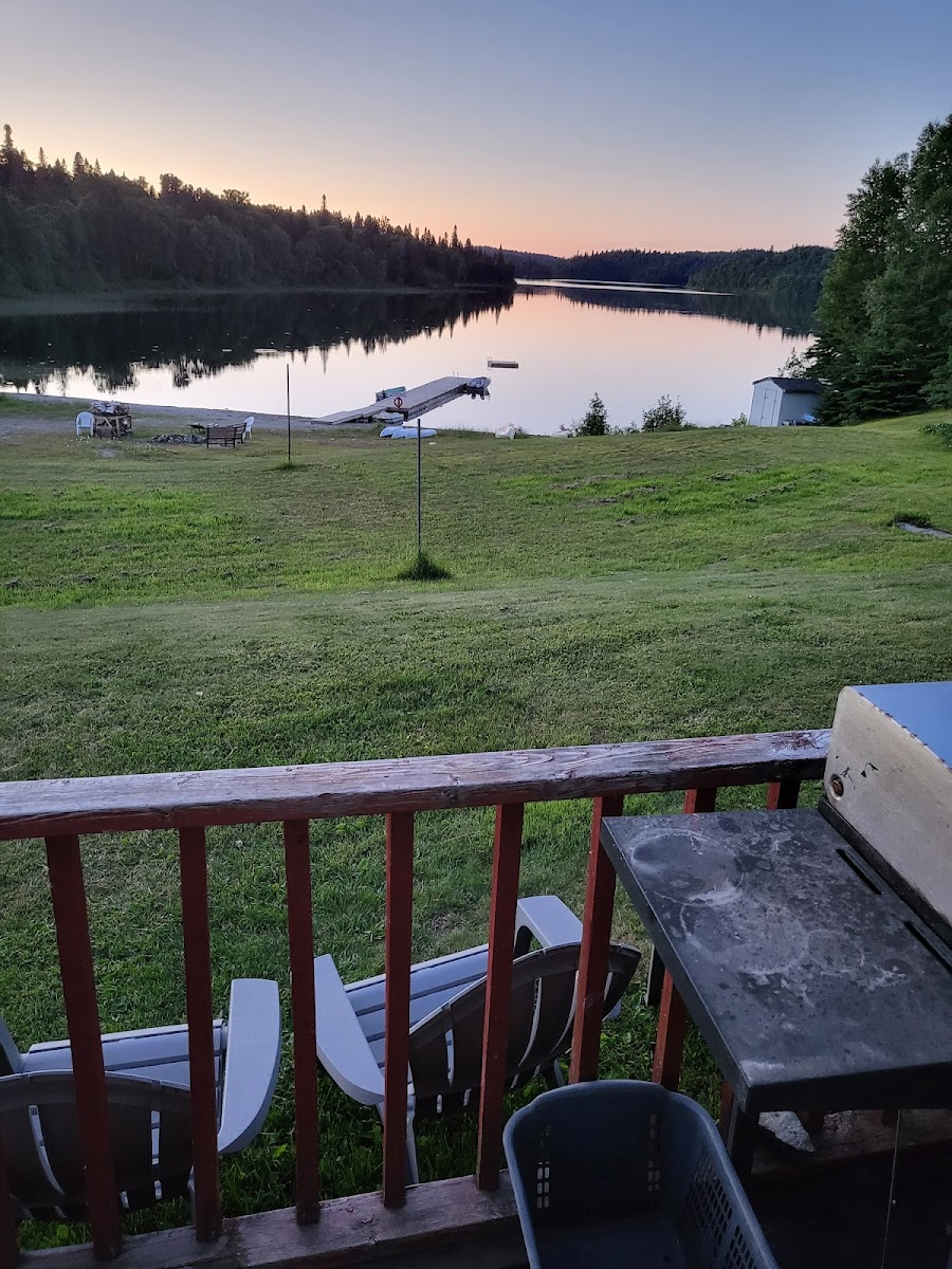Catfish Lakefront Cabins photo 3