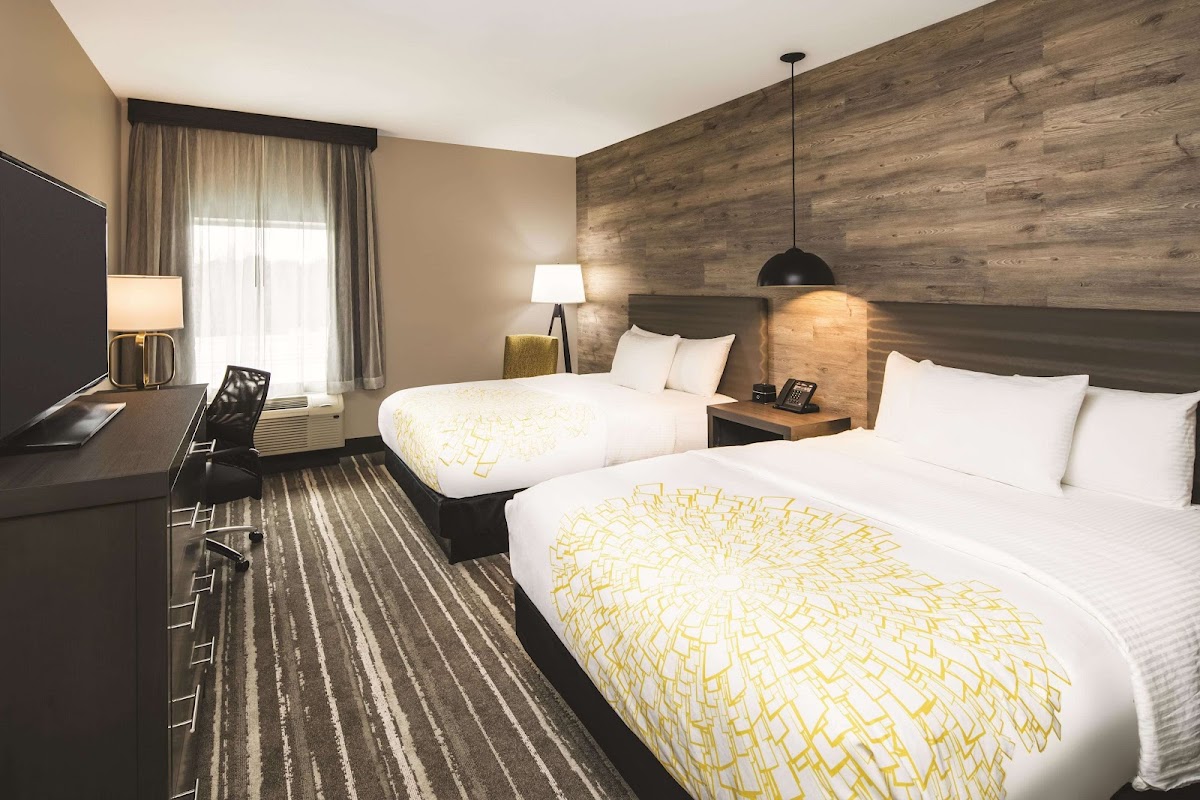 La Quinta Inn & Suites Atlanta South - McDonough photo 2