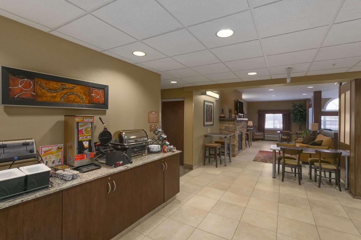 Microtel Inn & Suites by Wyndham Minot photo 3