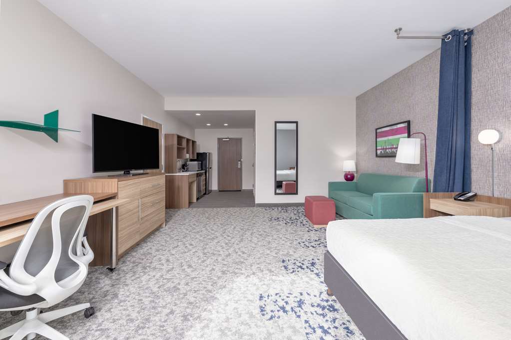 Home2 Suites by Hilton Dallas I-30 Cockrell Hill photo 2