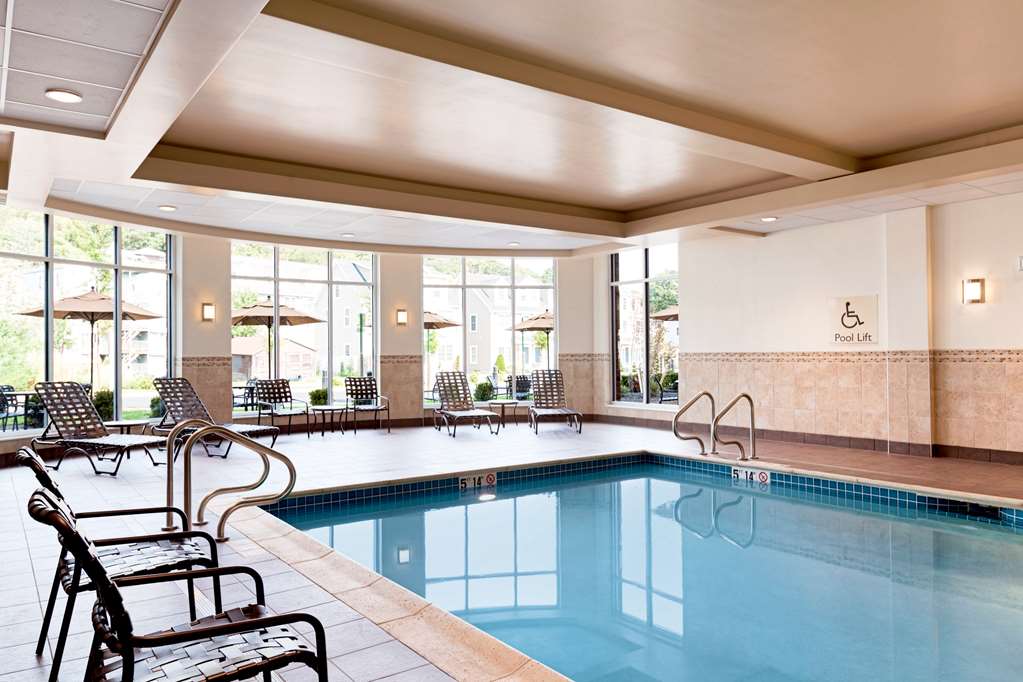 Hilton Garden Inn Boston Logan Airport photo 3