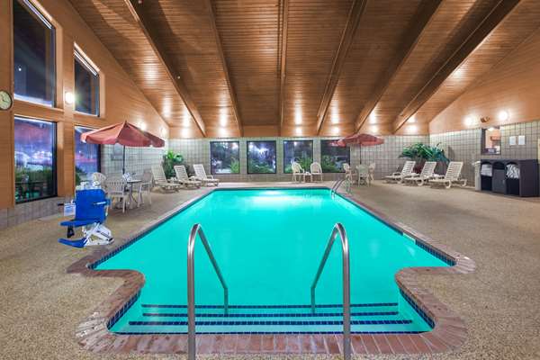 AmericInn by Wyndham Cedar Falls photo 3
