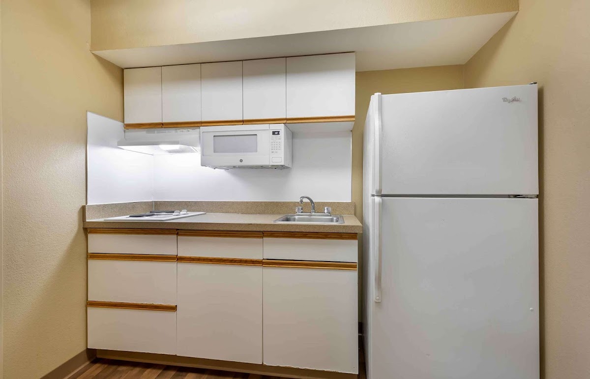 Extended Stay America Suites- Washington D.C. - Rockville photo 2