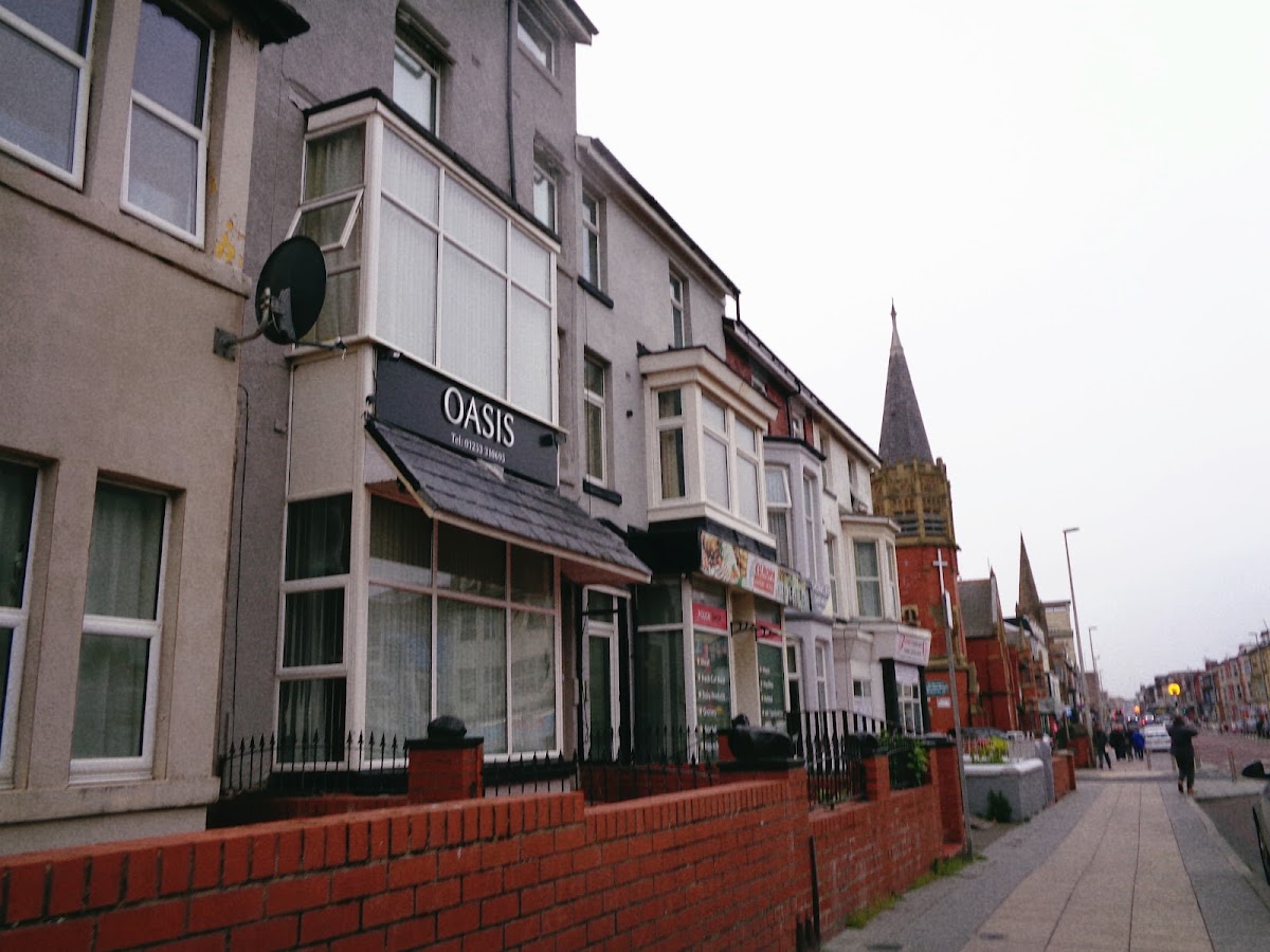 Oasis Guesthouse photo 2