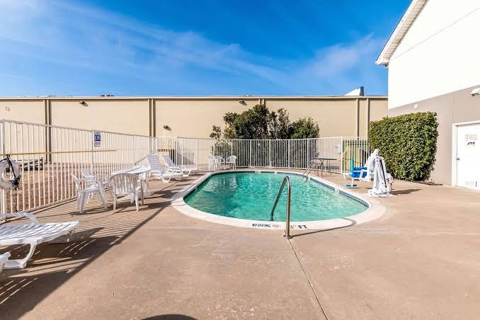 Motel 6 North Richland Hills, TX - NE Fort Worth photo 3
