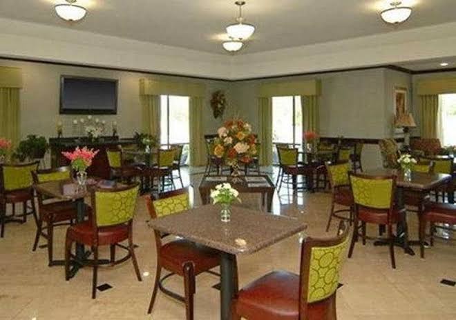 Comfort Suites Beaumont I-10 photo 3