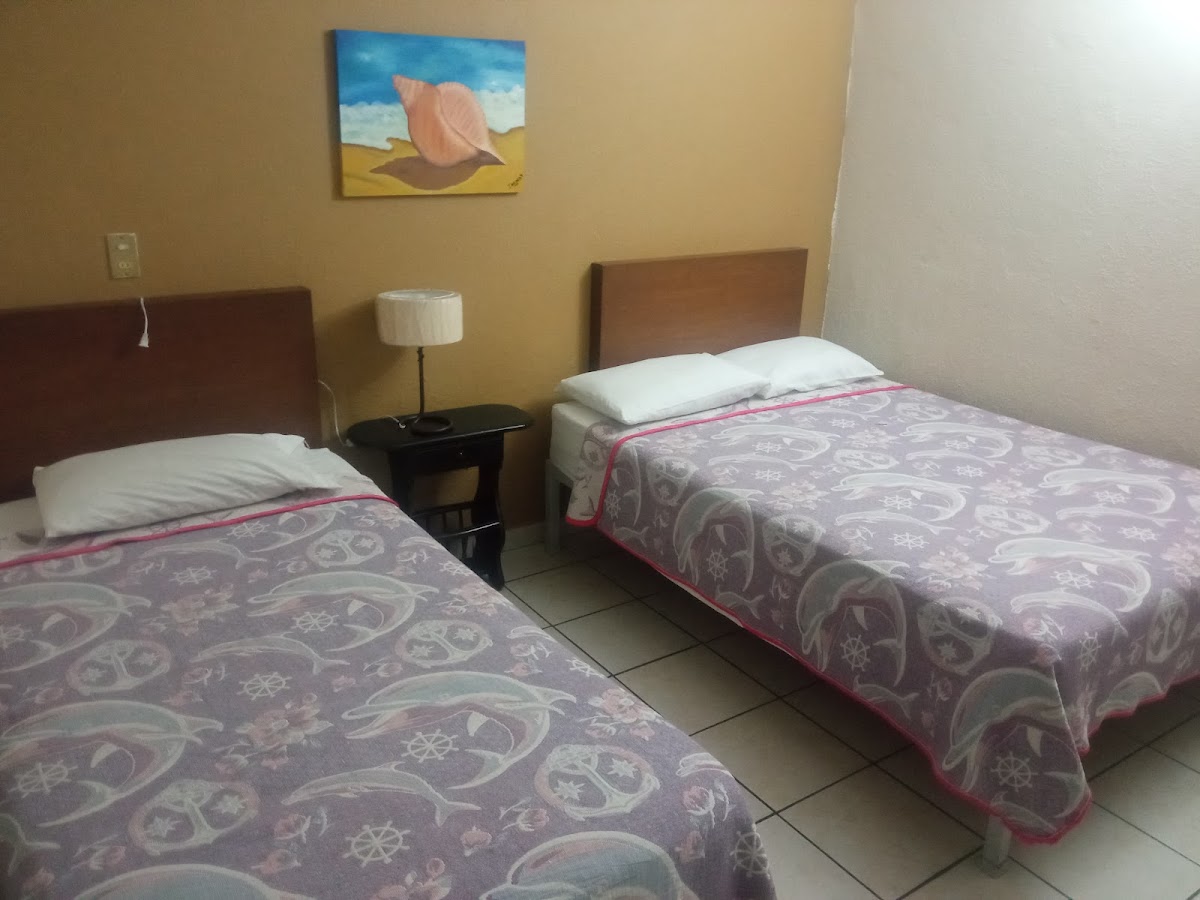 Hotel Caracoles photo 2