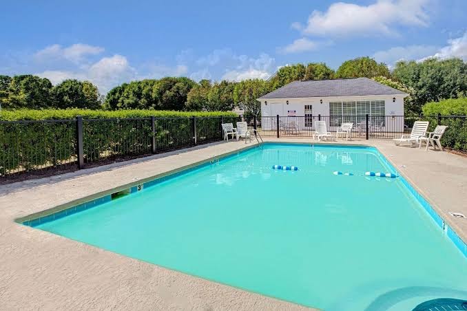 Baymont by Wyndham Smithfield photo 3