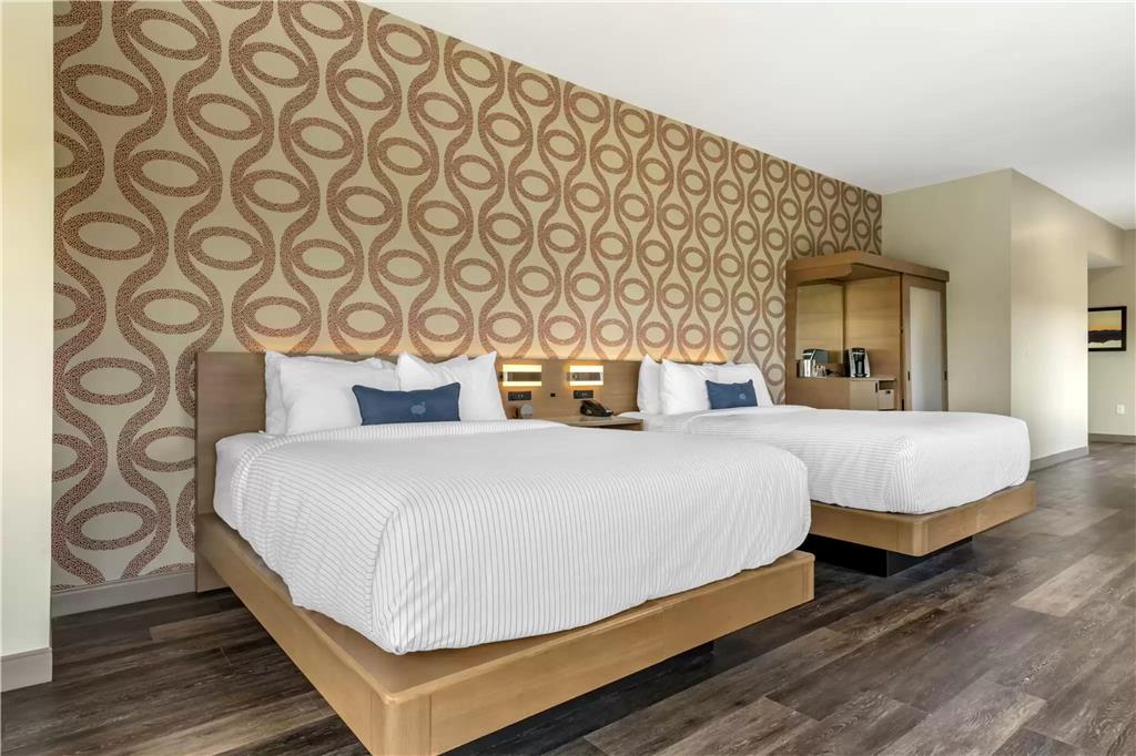 DoubleTree by Hilton Greenville Woodruff Road photo 2