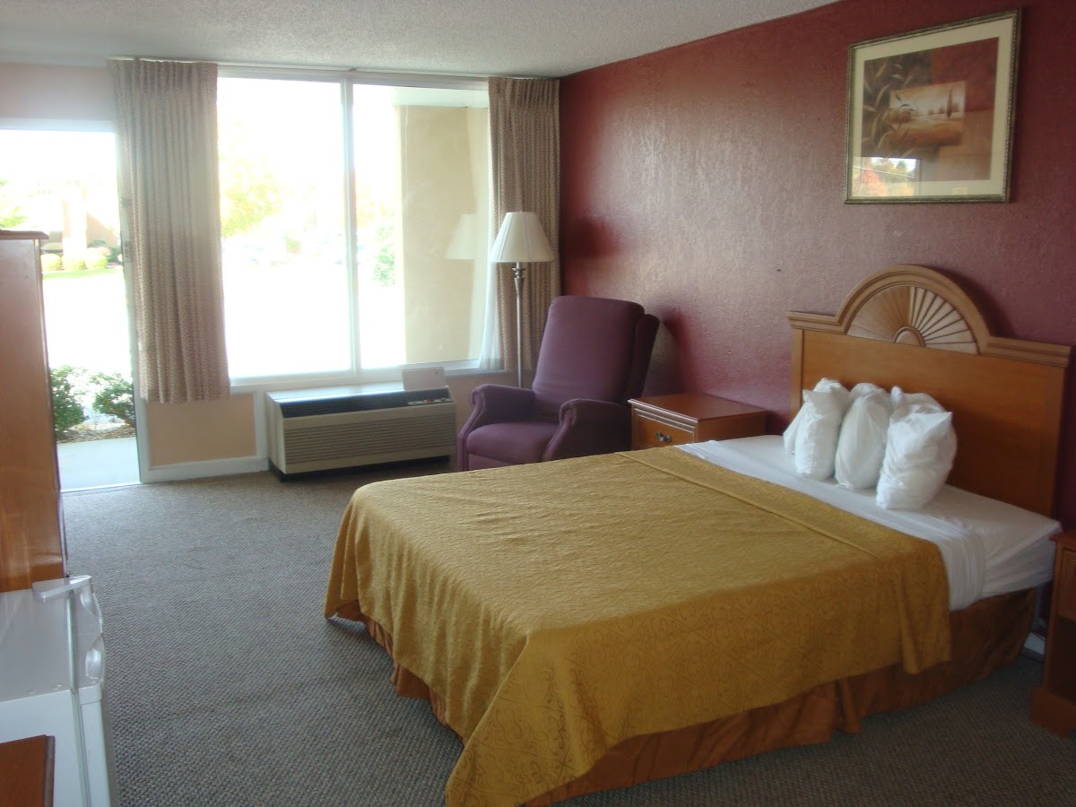 Americourt Extended Stays photo 2