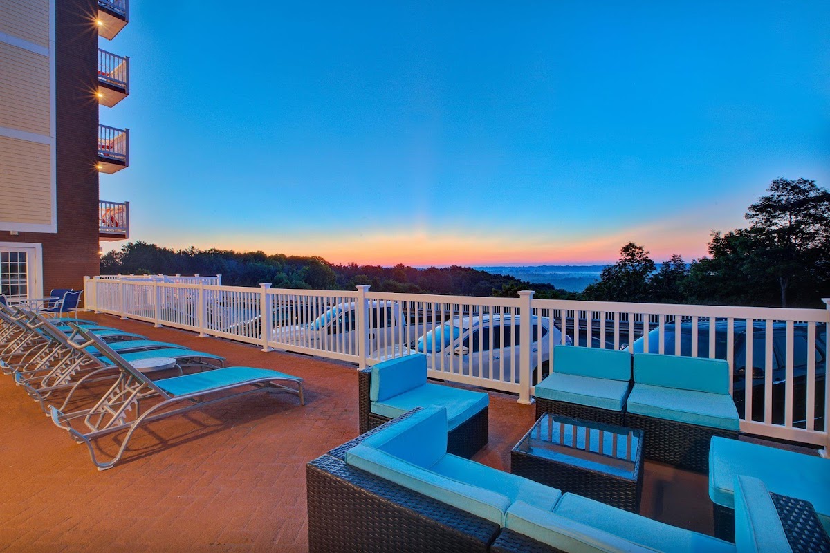 Holiday Inn Express & Suites Petoskey by IHG