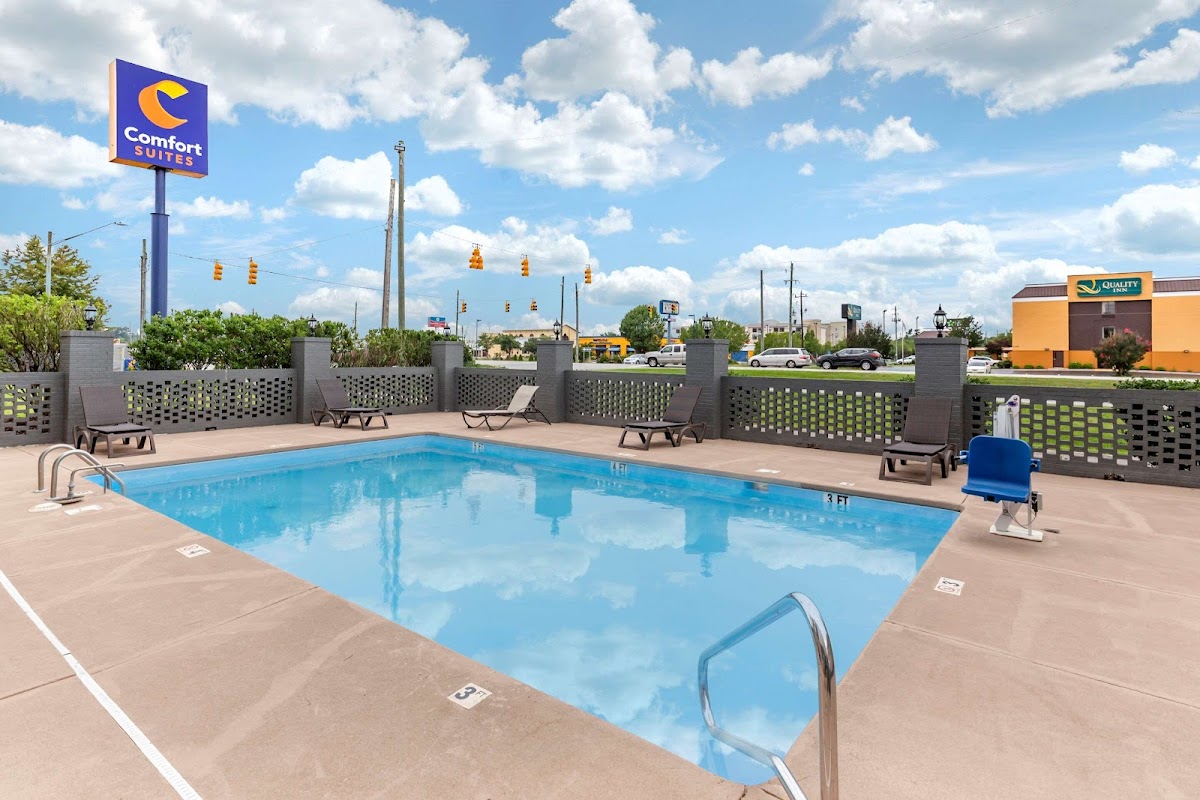 Comfort Suites Near Camp Lejeune photo 3