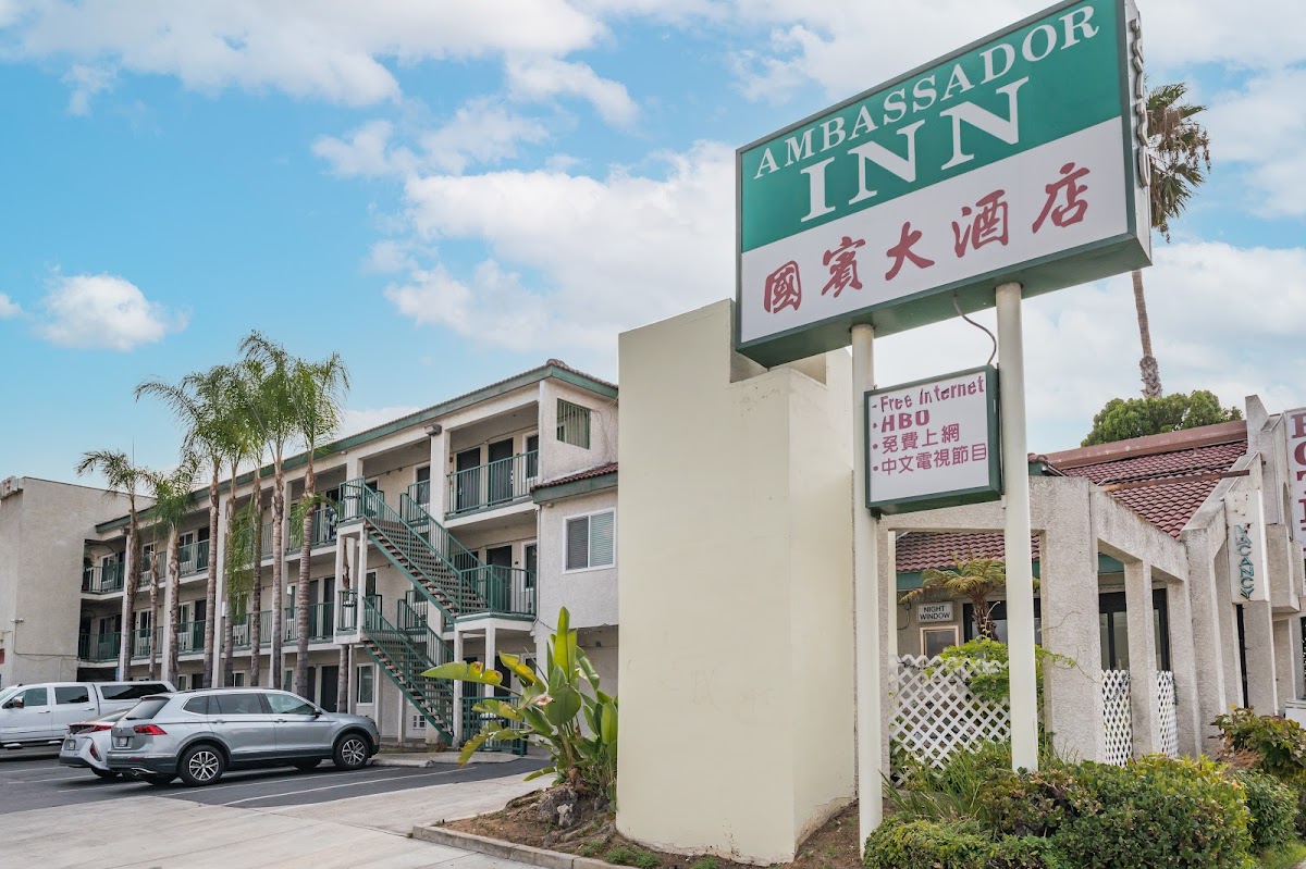 Omeo Suites - Alhambra