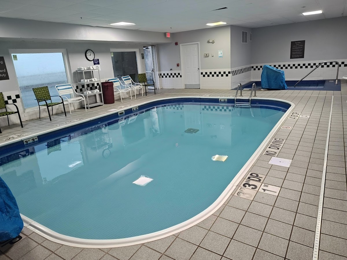 Comfort Inn Gurnee near Six Flags photo 3