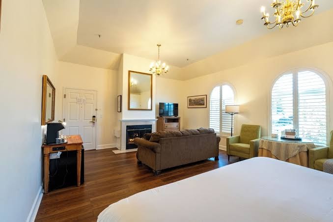Elm House Inn photo 3