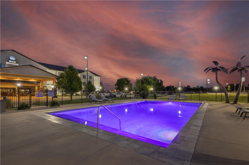 Best Western North Edge Inn photo 3