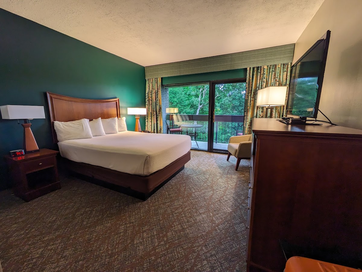 Hawks Nest Lodge photo 2