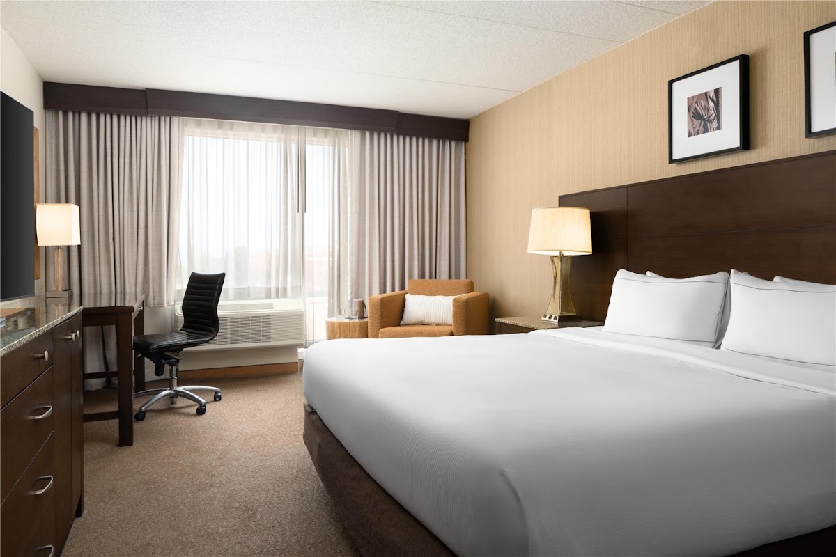 DoubleTree by Hilton Boston Bayside photo 2