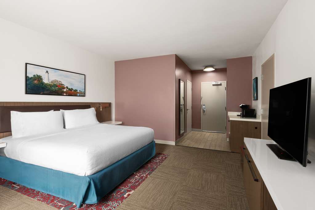 Hilton Garden Inn Tallahassee photo 2