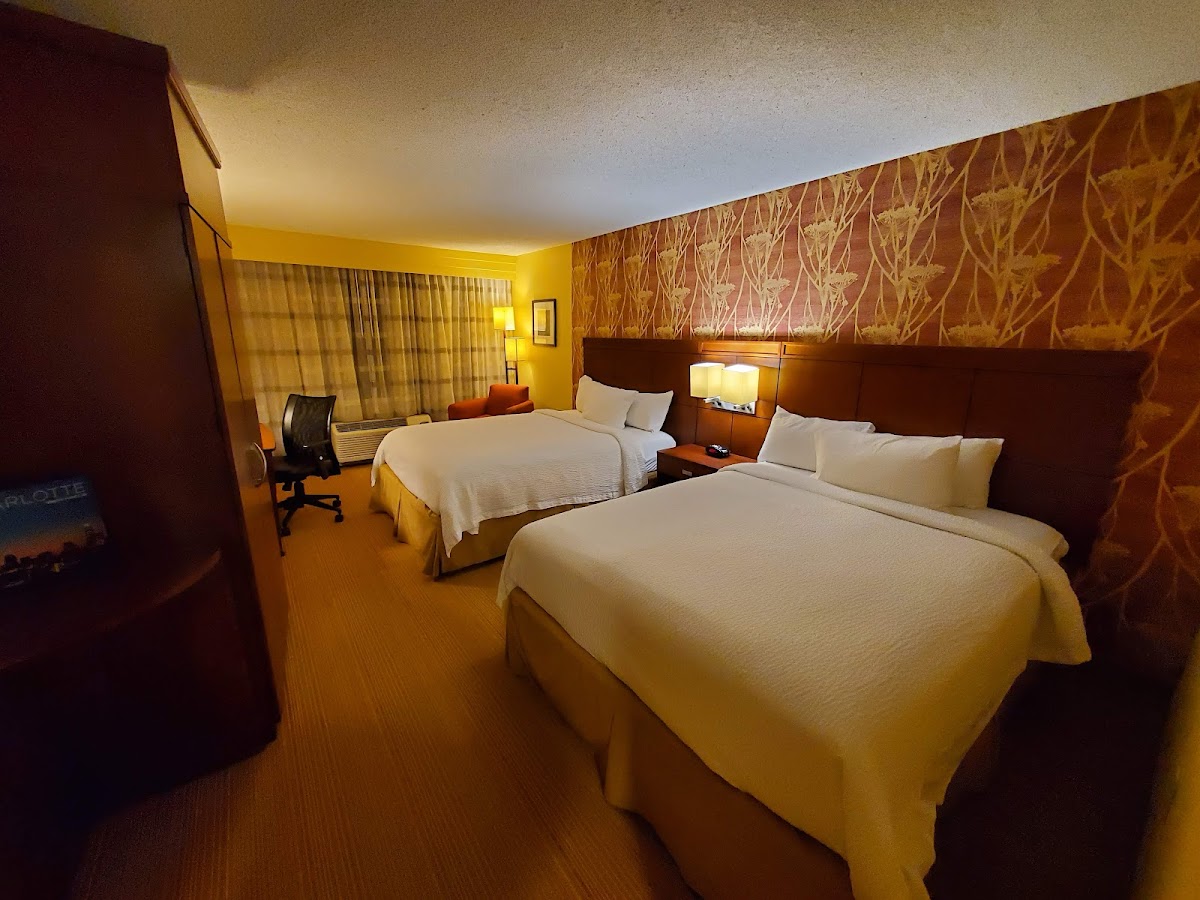 Courtyard by Marriott Charlotte Airport LoSo photo 2