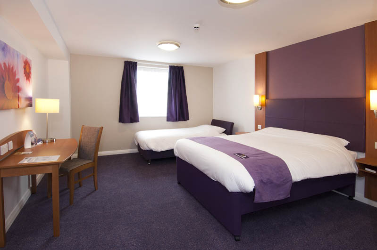 Premier Inn Cwmbran hotel photo 3