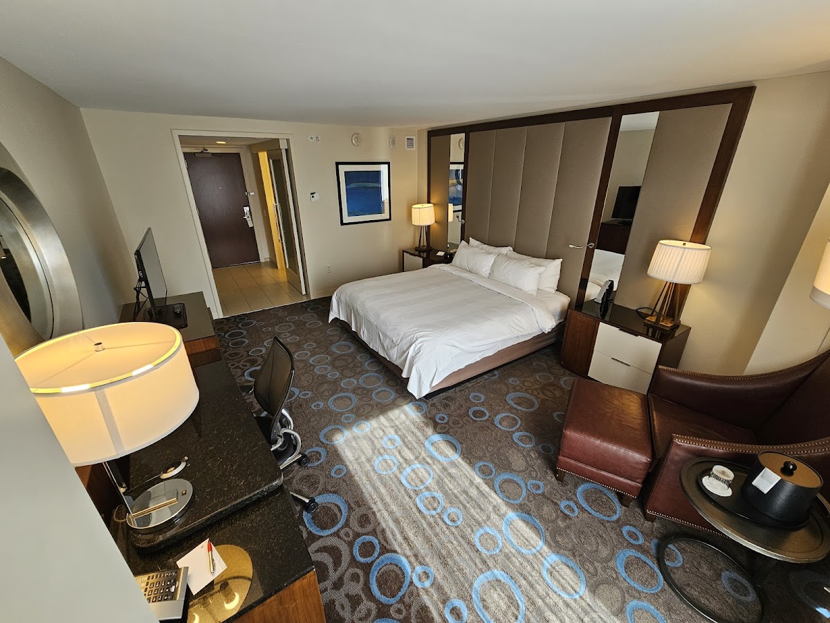 Marriott Marquis Washington, DC photo 2