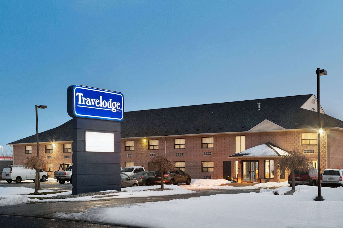 Travelodge by Wyndham Windsor
