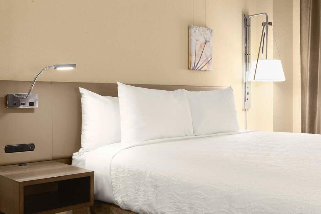 Hilton Garden Inn Charlotte/SouthPark photo 2