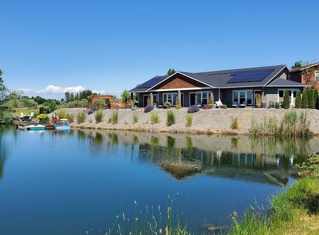 Zillah Lakes Inn