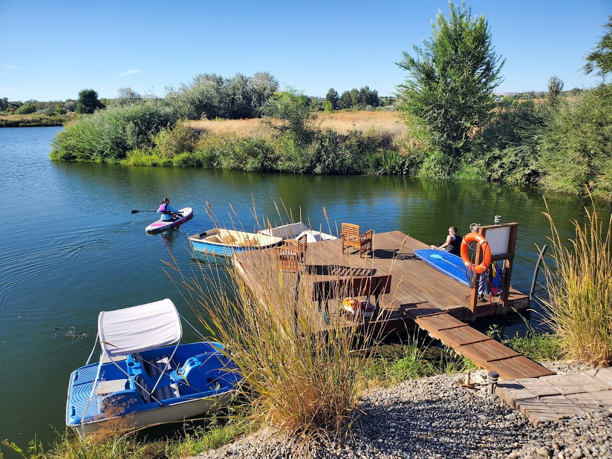 Zillah Lakes Inn photo 3