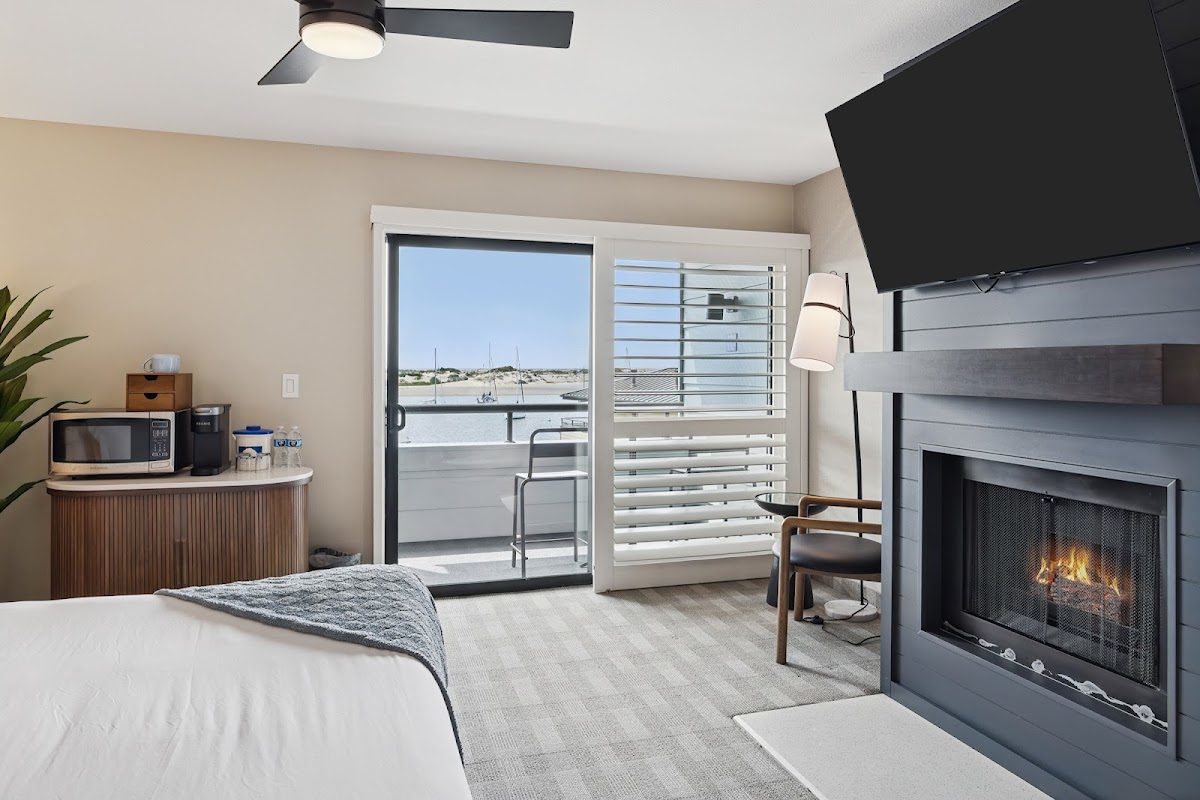 456 Embarcadero Inn & Suites photo 2